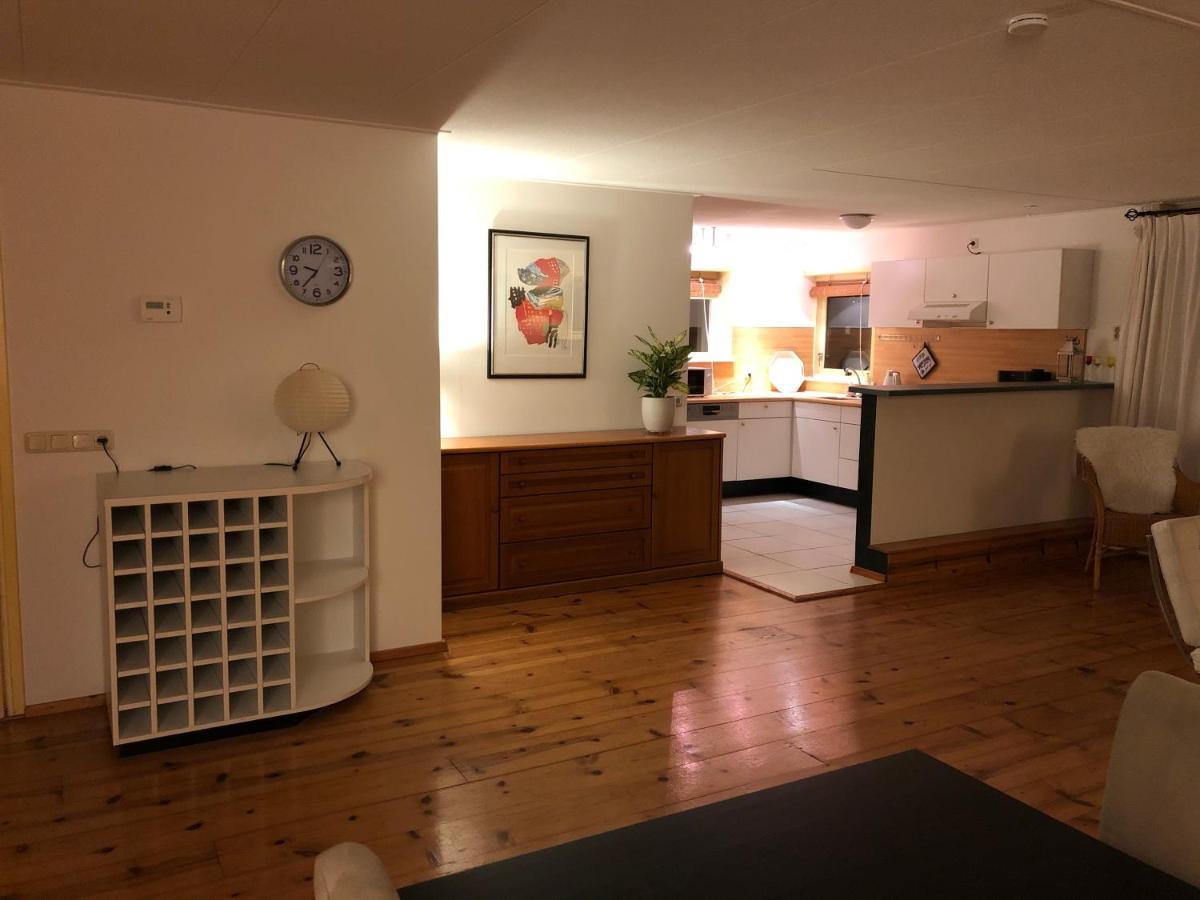 Familiehuis Achter De Duijnhoeve Zuidbakkum Extérieur photo