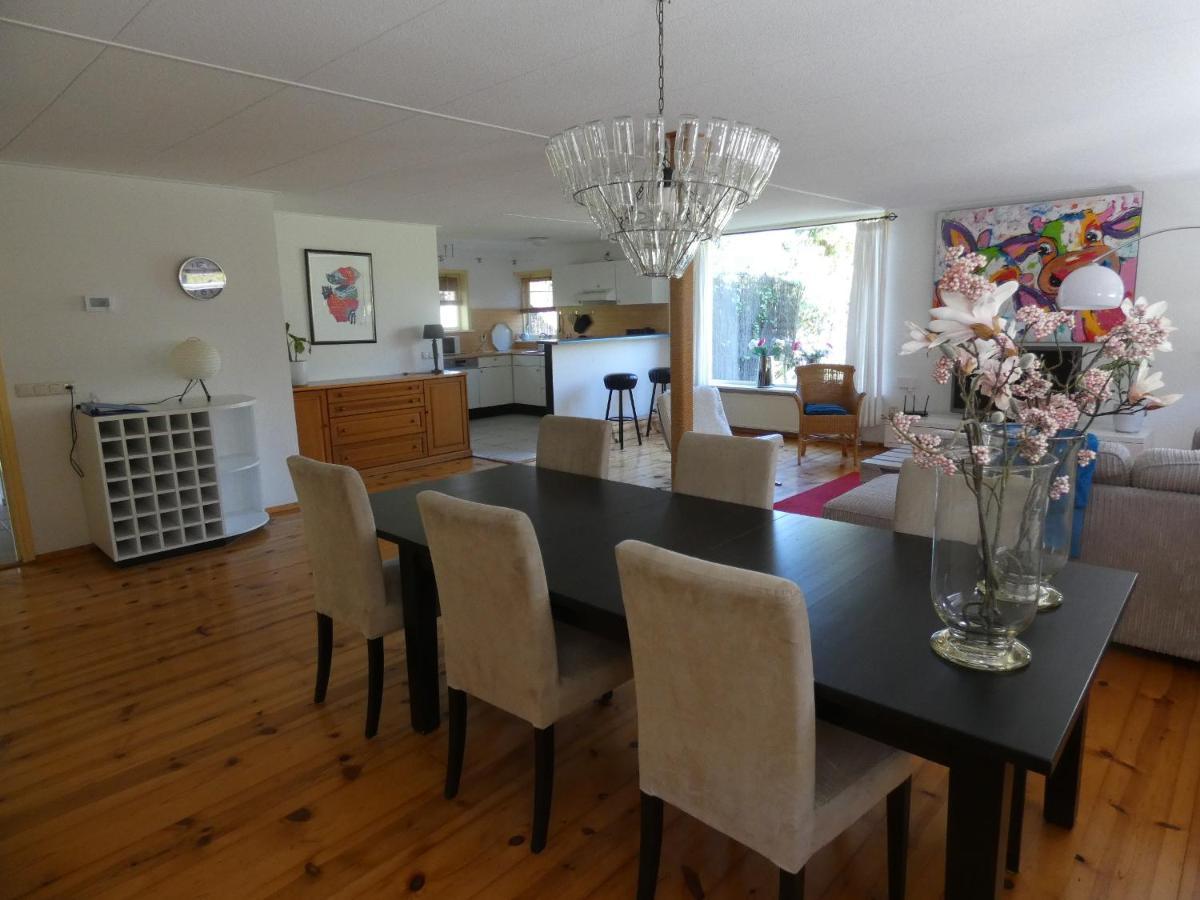 Familiehuis Achter De Duijnhoeve Zuidbakkum Extérieur photo